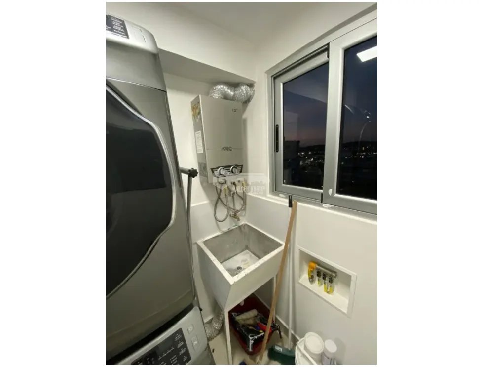 JUAN DIAZ / LOS PUEBLOS TOWERS / 64 M2 / 2 HABITACION / BALCON