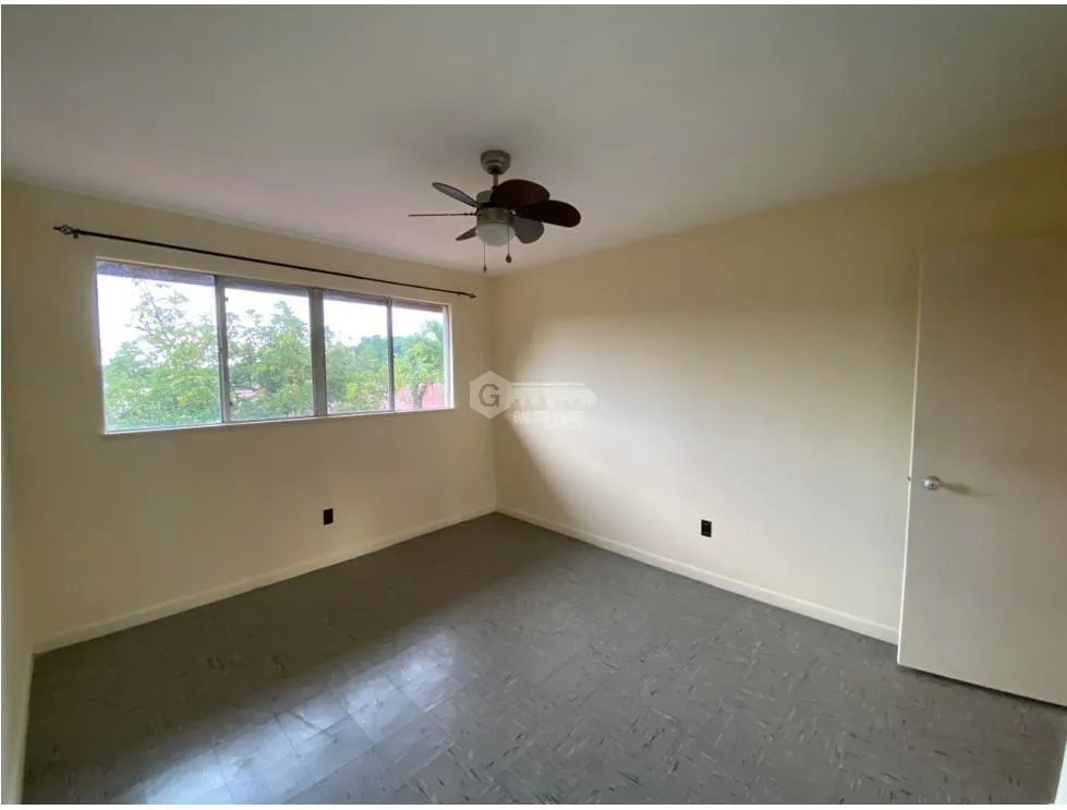 HOWARD / 319 M2  / 3 HABITACION + SERVICIO / TERRAZA / DOS NIVELES