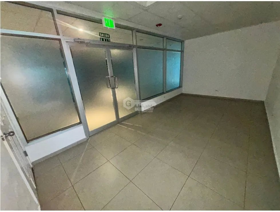 OFICINA / COSTA DEL ESTE / PLAZA REAL  / 290M / DIVISIONES / VACIA