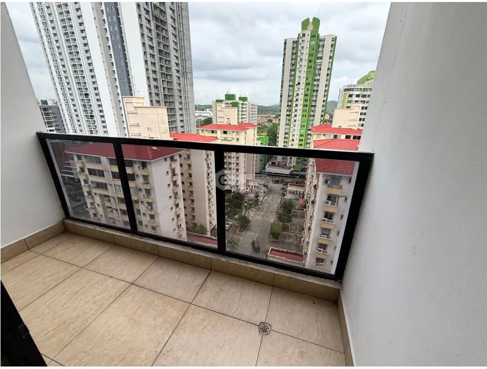 CONDADO DEL REY / PH TERRAZAS DEL REY / 97 M / CON BALCON