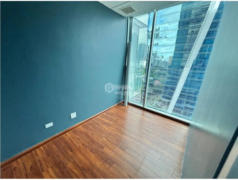 CALLE 50 / OFICINA / TORRE GLOBAL BANK / 103M / AMOBLADO / DIVISIONES