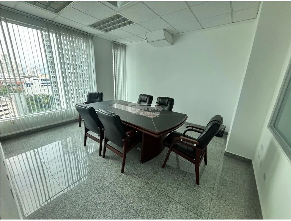CALLE 50 / OFICINA / TORRE GLOBAL BANK / 131M / AMOBLADA /DIVISIONES