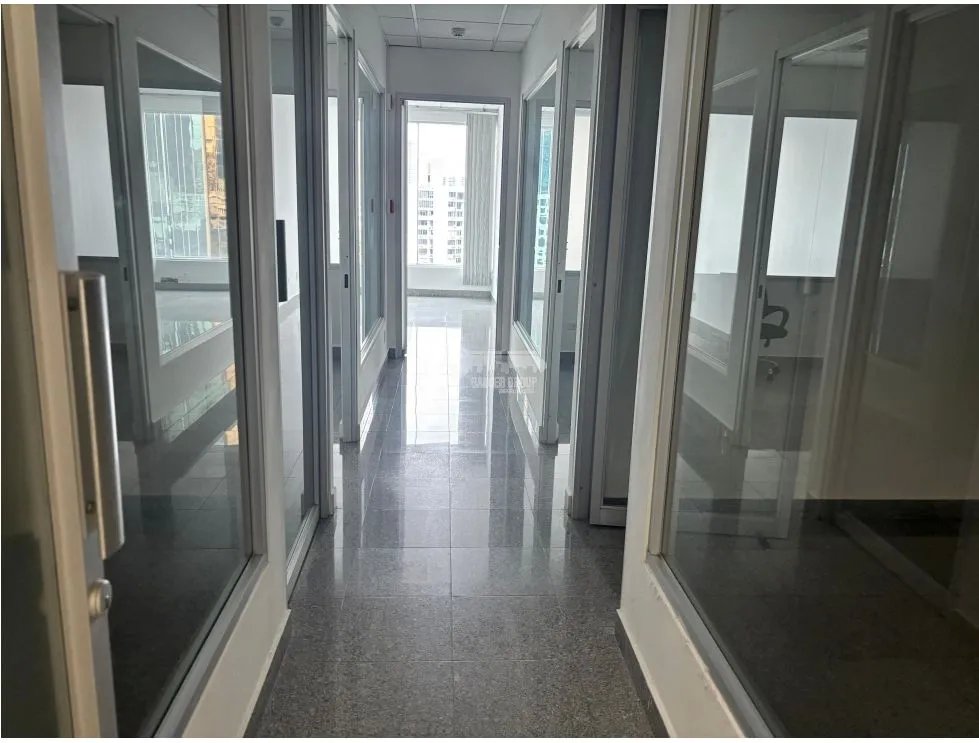 Office for rent in Calle 50