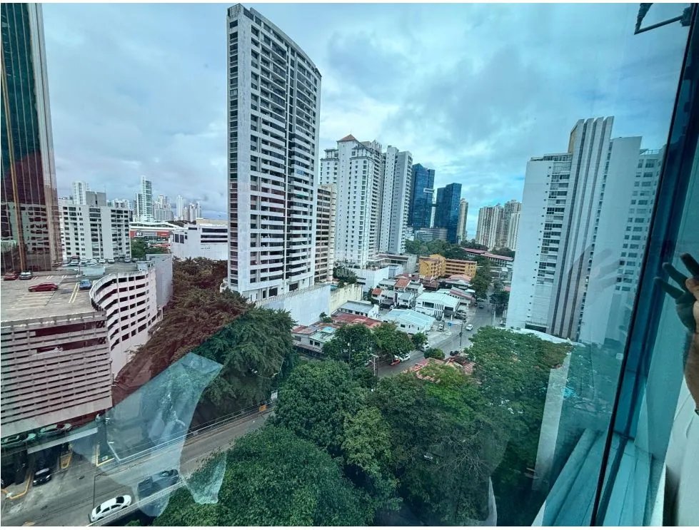 CALLE 50 / OFICINA / TORRE GLOBAL BANK / 131M / AIRES / DIVISIONES