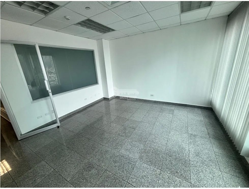 Office for rent in Calle 50