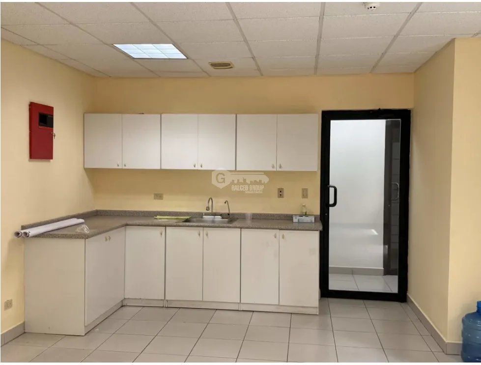 Office for rent in El Carmen