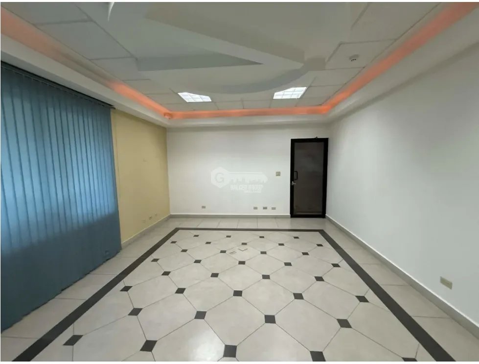 Office for rent in El Carmen