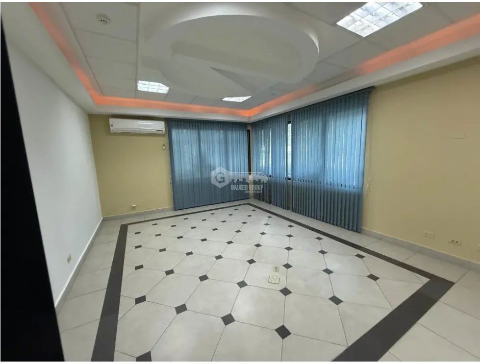 Office for rent in El Carmen