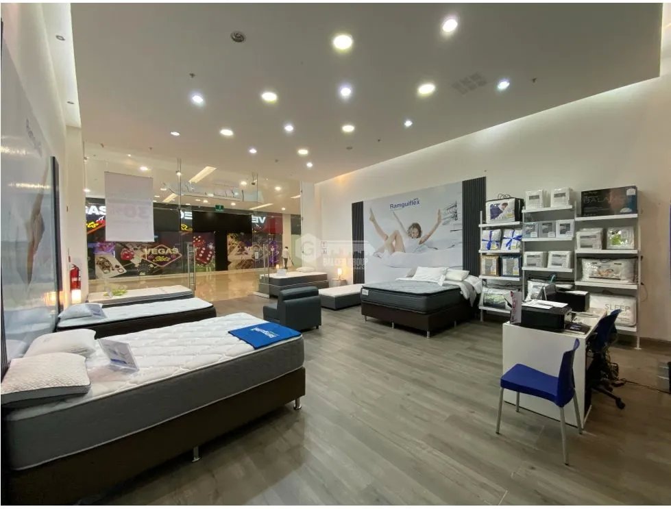 REMATE LOCAL COMERCIAL / WESTLAND MALL / DOS DIVISIONES / PLANTA BAJA