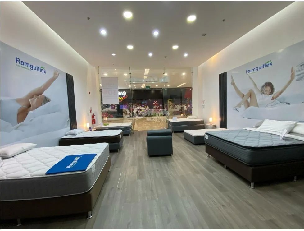 REMATE LOCAL COMERCIAL / WESTLAND MALL / DOS DIVISIONES / PLANTA BAJA