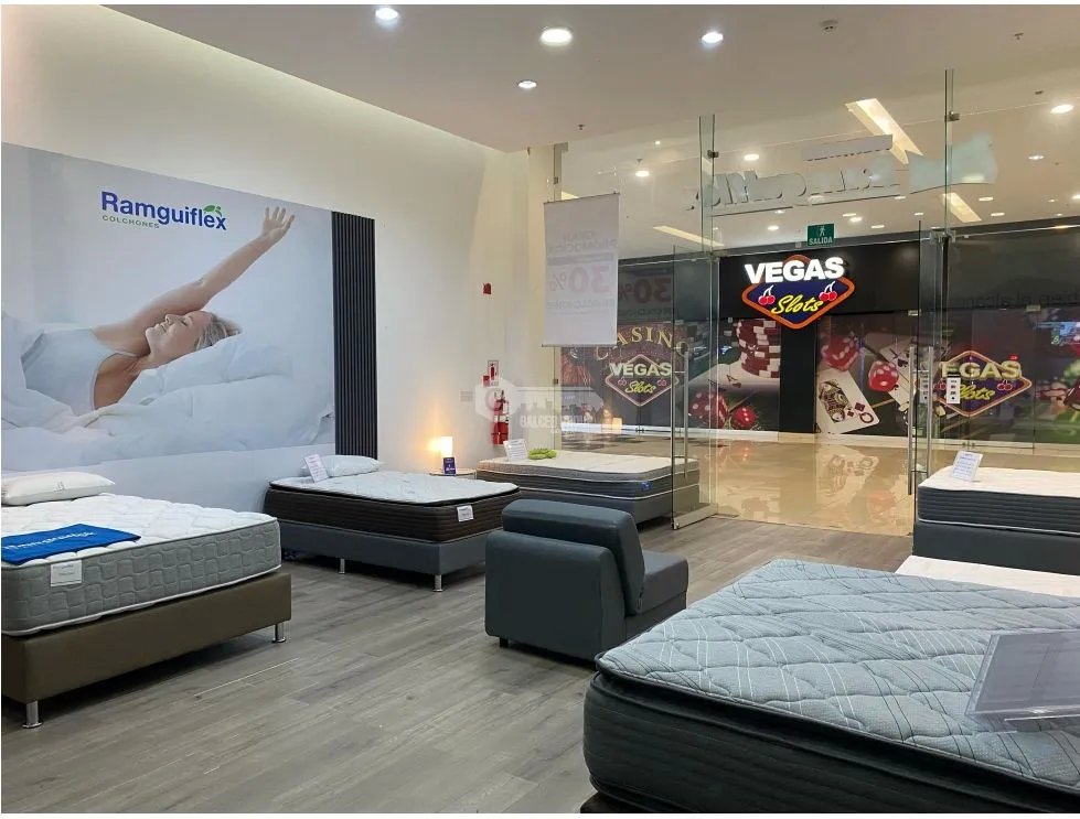 REMATE LOCAL COMERCIAL / WESTLAND MALL / DOS DIVISIONES / PLANTA BAJA