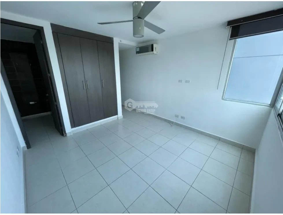VIA ARGENTINA / PH MIRO / 126M / BALCON / 2 HABITACIONES