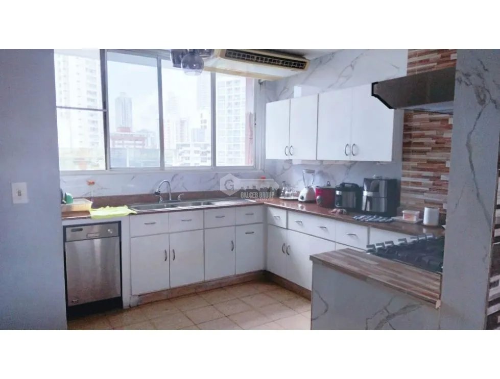 EL CARMEN / PH ELEGE / 168m / 3 HABITACION / BALCÓN / VISTA A CIUDAD