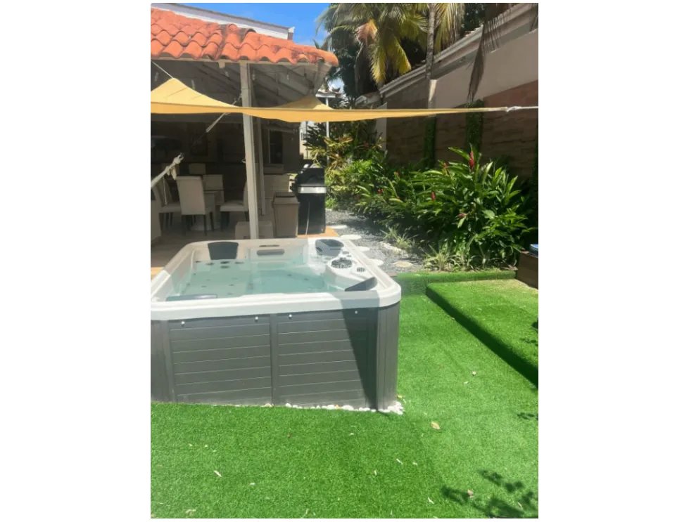 CORONADO / PISCINA / 892m2 / AMOBLADA / FUERA DEL CLUB