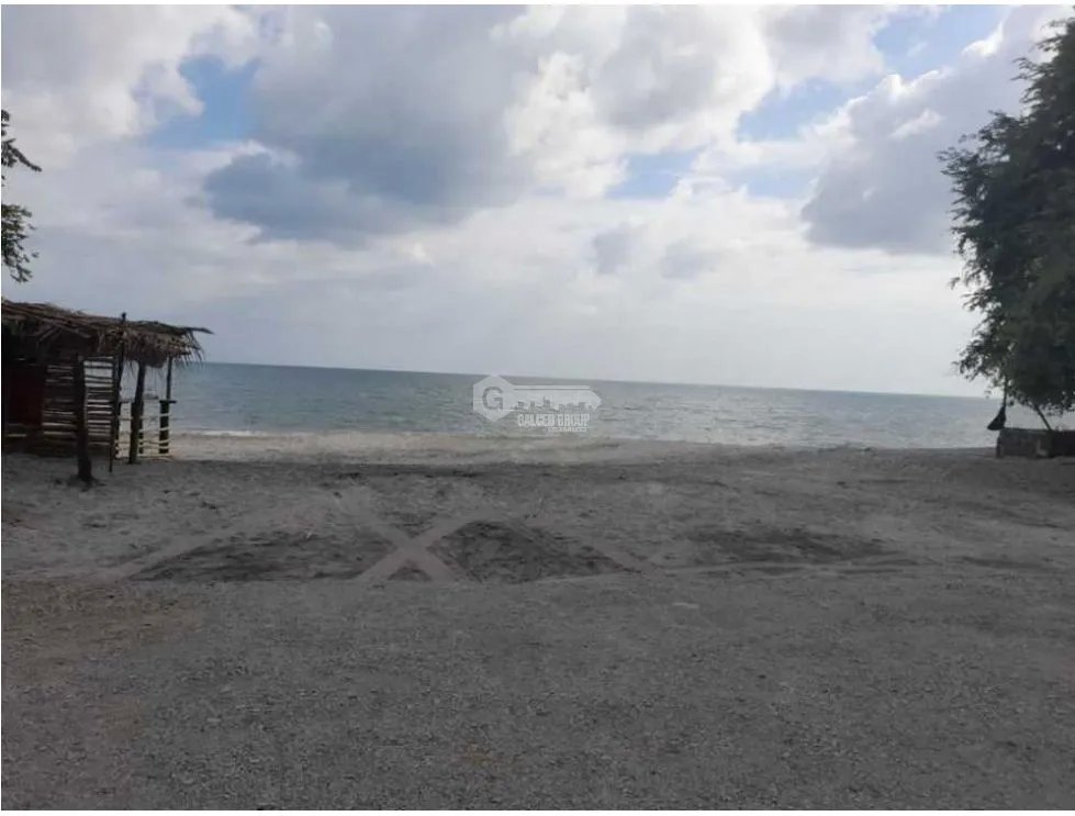 FINCA  CON QUEBRADA / CERCA DEL MAR / JUAN HOMBRON / 6.5 HECTÁREAS
