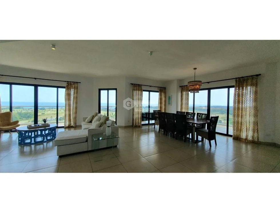 Single Family House for sale in San Carlos