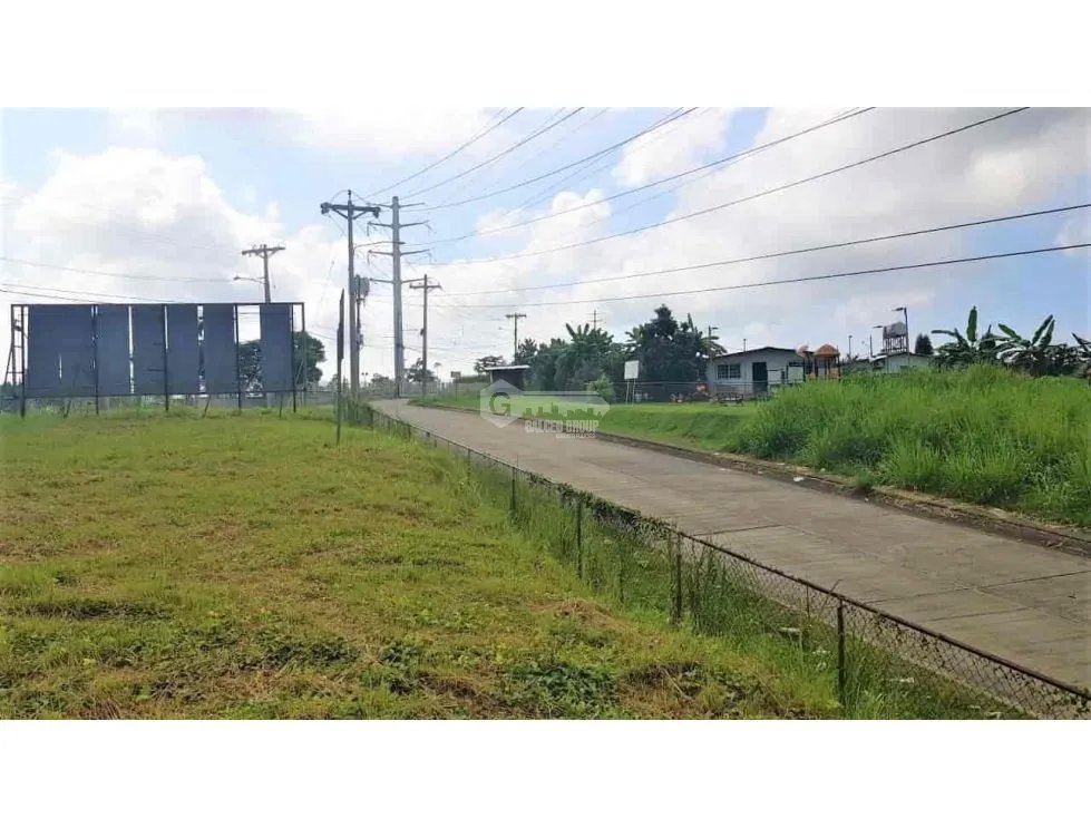 TERRENO / MAÑANITAS / IDEAL PARA COMERCIO / 860M2 / YG