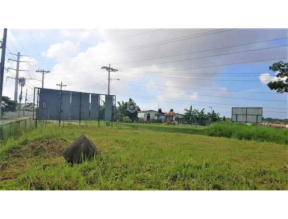 TERRENO / MAÑANITAS / IDEAL PARA COMERCIO / 860M2 / YG