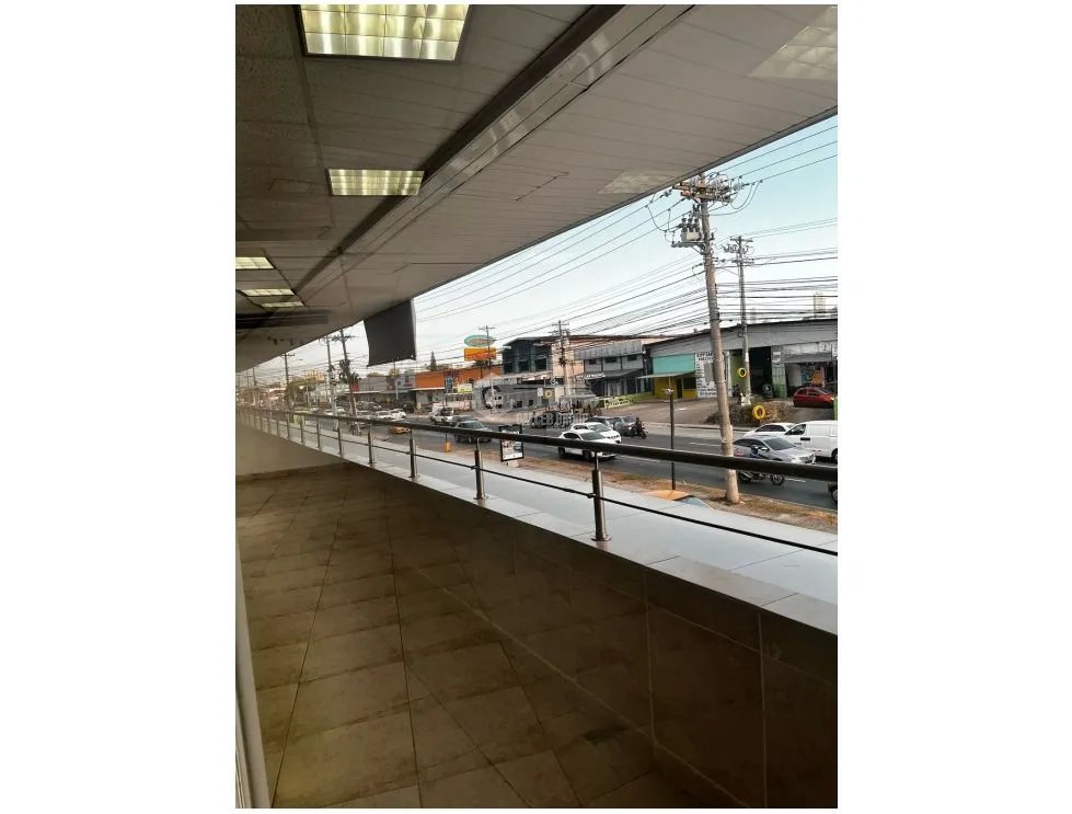 LOCAL COMERCIAL / LLANO BONITO / 67M / PLANTA ALTA