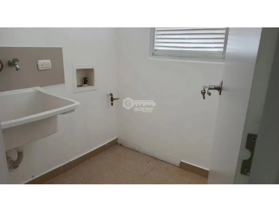 TUMBA MUERTO / PH URBIS / 1 HABITACION / 58M2 / PISCINA