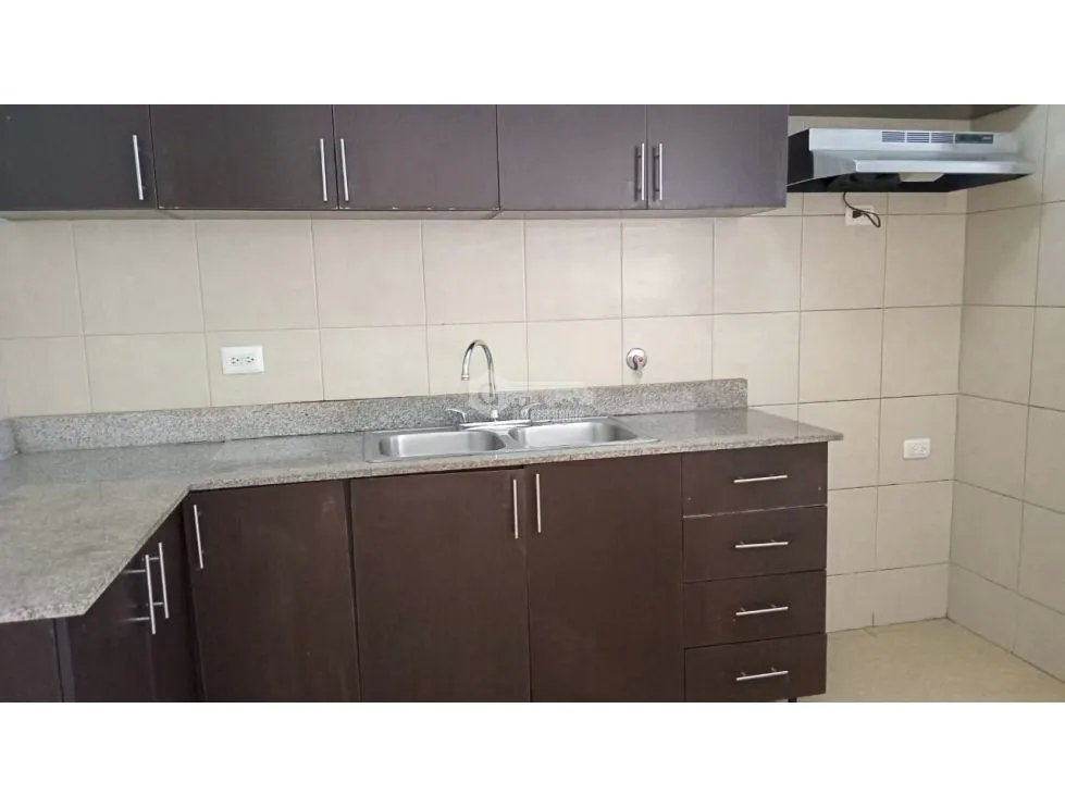 Apartment for sale in Tumba Muerto