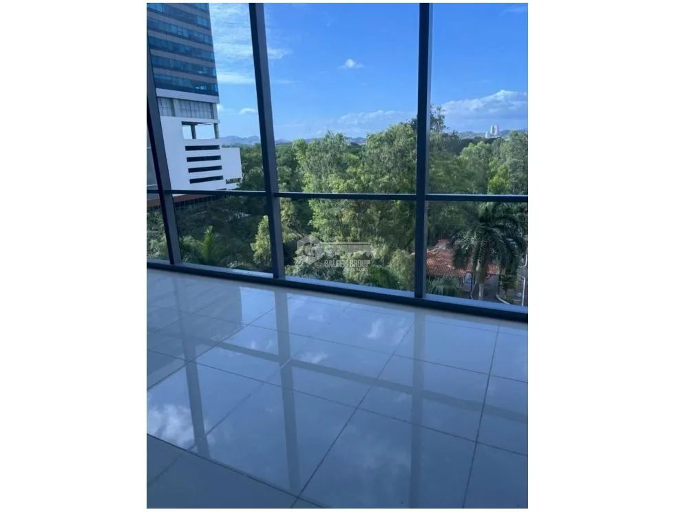 OFICINA  / COSTA DEL ESTE / BOULEVARD DEL ESTE  / 92M2 / VIA PRINCIPAL