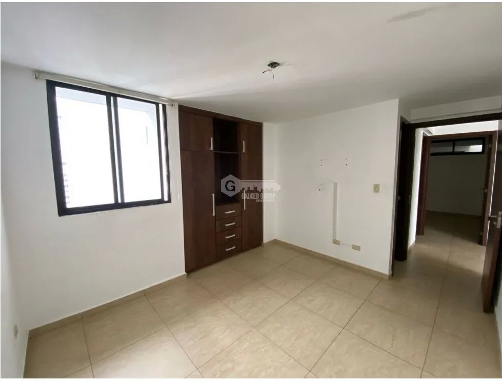 Apartment for sale in Condado del Rey