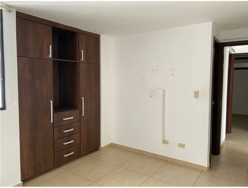 Apartment for sale in Condado del Rey