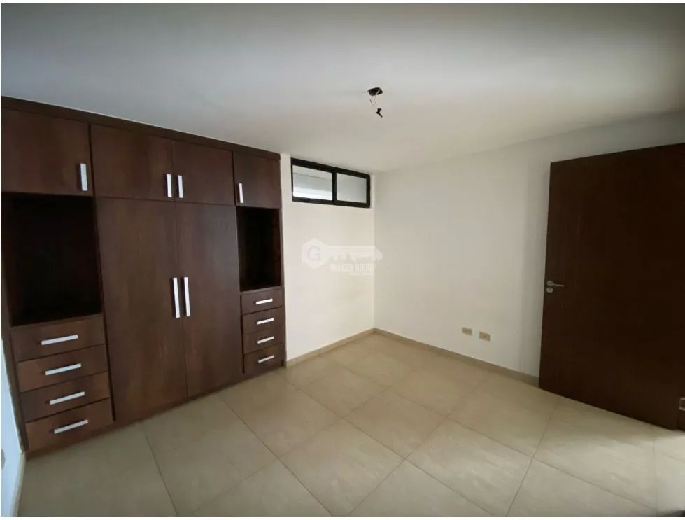 Apartment for sale in Condado del Rey