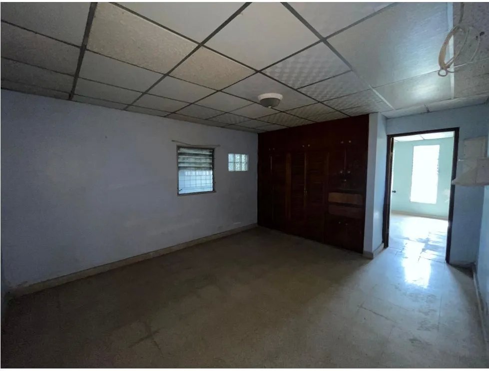 SAN ANTONIO / 1000M2 / 6 HABITACIONES / TERRAZA / ANEXO INDEPENDIENTE