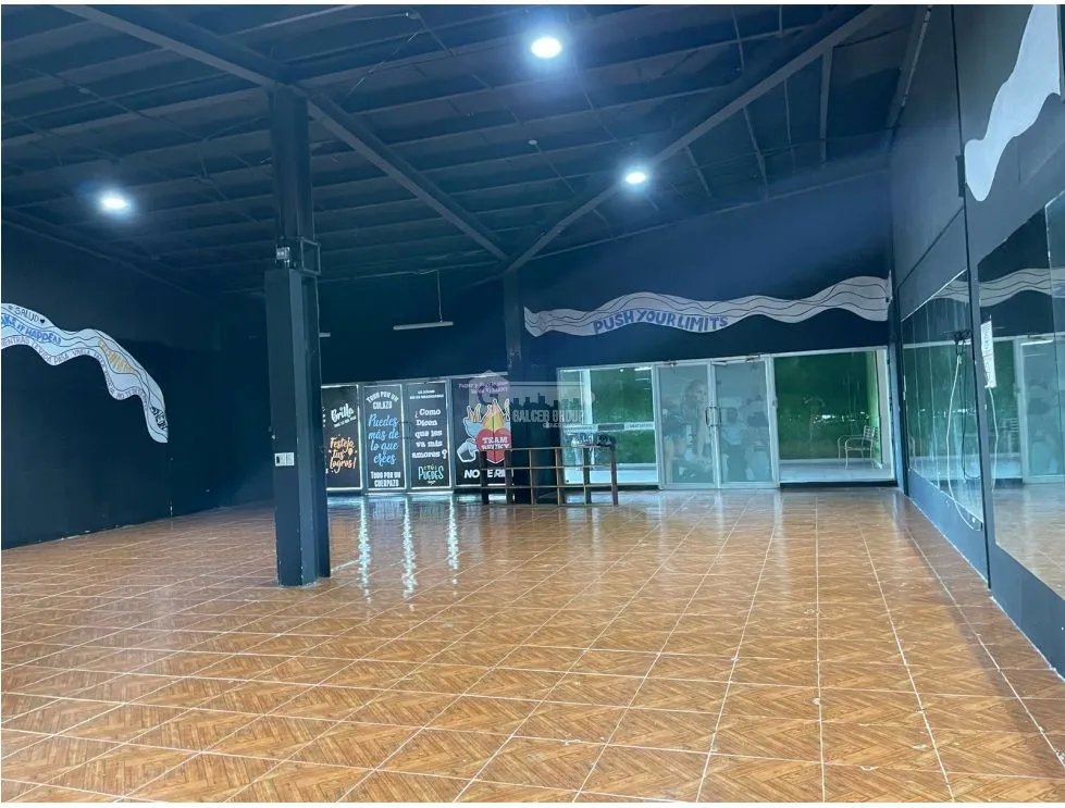 LOCAL COMERCIAL / ALTOS DE PANAMA / PLAZA NORTE / 212M2 / PLANTA ALTA