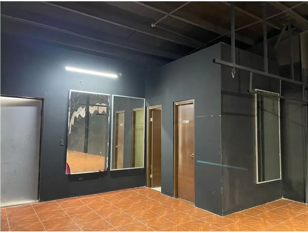 LOCAL COMERCIAL / ALTOS DE PANAMA / PLAZA NORTE / 212M2 / PLANTA ALTA
