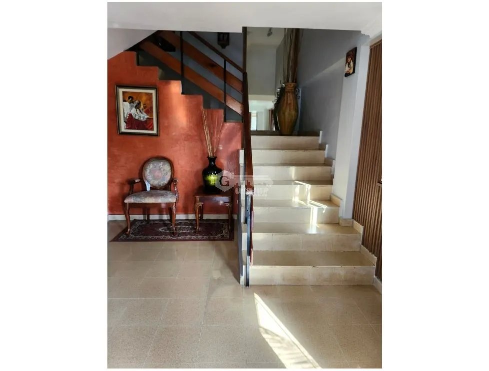 HATO PINTADO / 3 HABITACIONES / 400m2 / 3 TERRAZAS / 3 NIVELES / Y