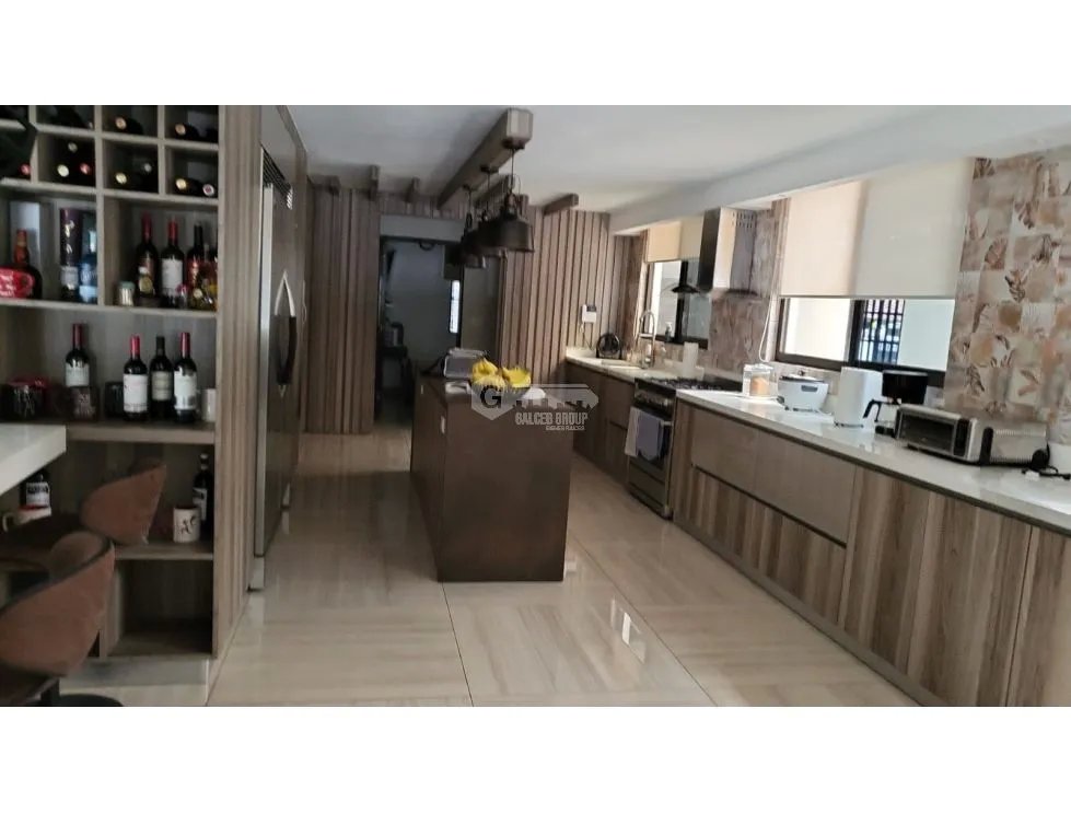 Single Family House for sale in La Alameda