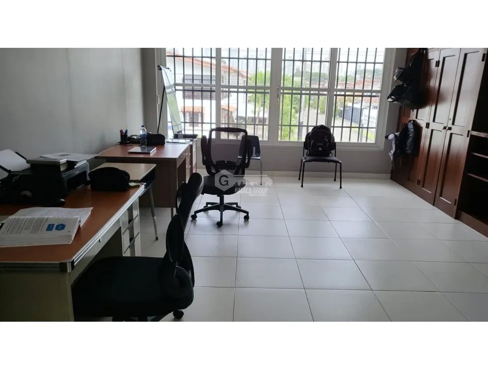 Single Family House for sale in La Alameda