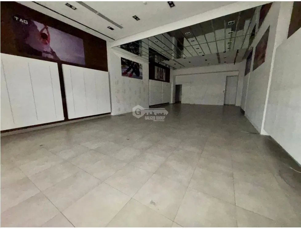LOCAL COMERCIAL / LOS ANDES MALL  /  175M2 / PLANTA BAJA