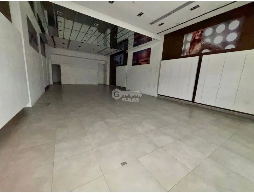 LOCAL COMERCIAL / LOS ANDES MALL  /  175M2 / PLANTA BAJA