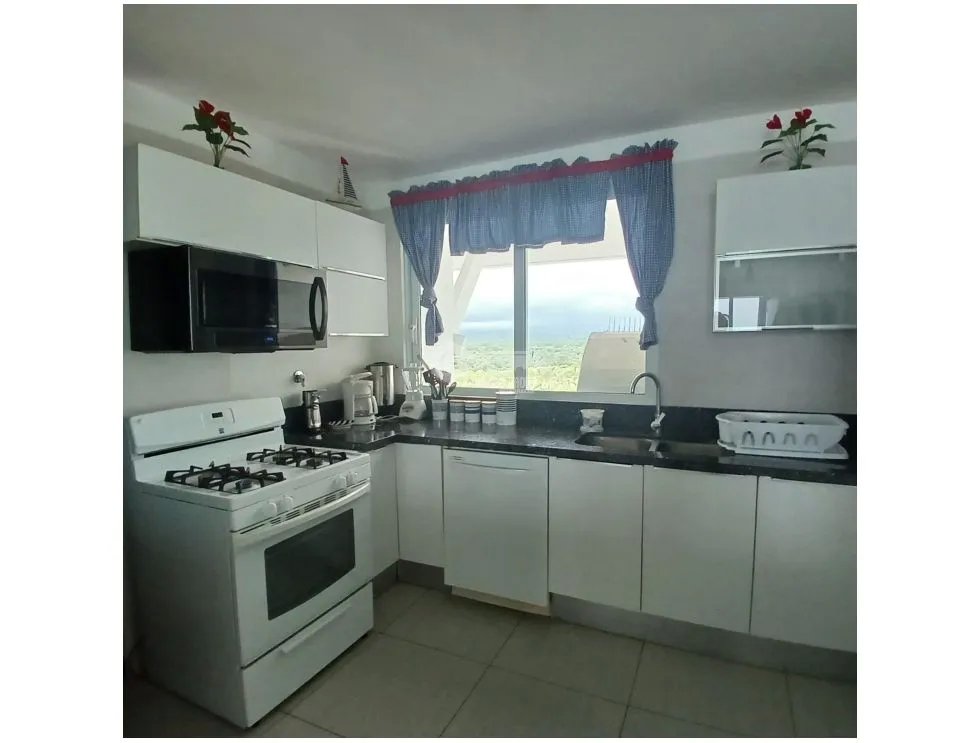 PUNTA BARCO / BARCOVENTO / PENTHOUSE / VISTA AL MAR / 325 M2