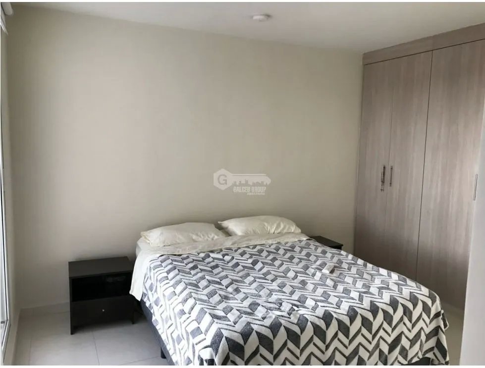 TORRES DE VERSALLES II / 95M / AMOBLADO / 2 BALCONES / 3 HAB