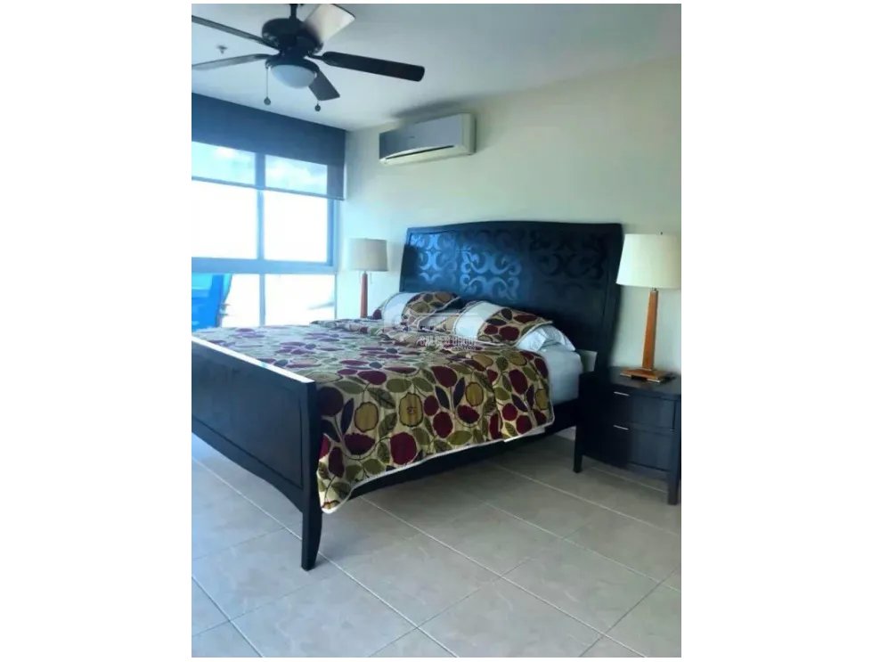 Single Family House for sale in Coronado
