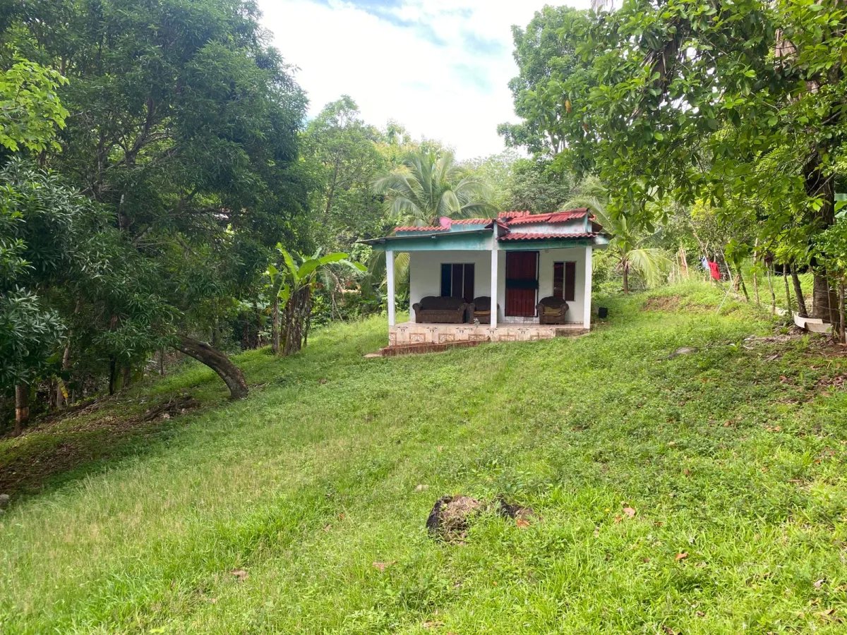Propiedad Titulada de 3,919.5 m² en Venta en Santa Catalina, Veraguas ...