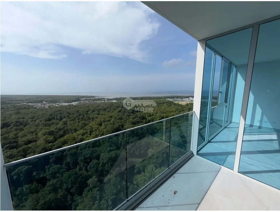 SE VENDE APARTAMENTO EN SANTA MARIA 162M 3 HABITACIONES Y BALCON
