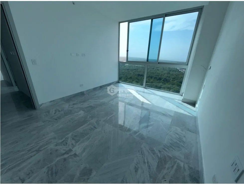 SE VENDE APARTAMENTO EN SANTA MARIA 162M 3 HABITACIONES Y BALCON
