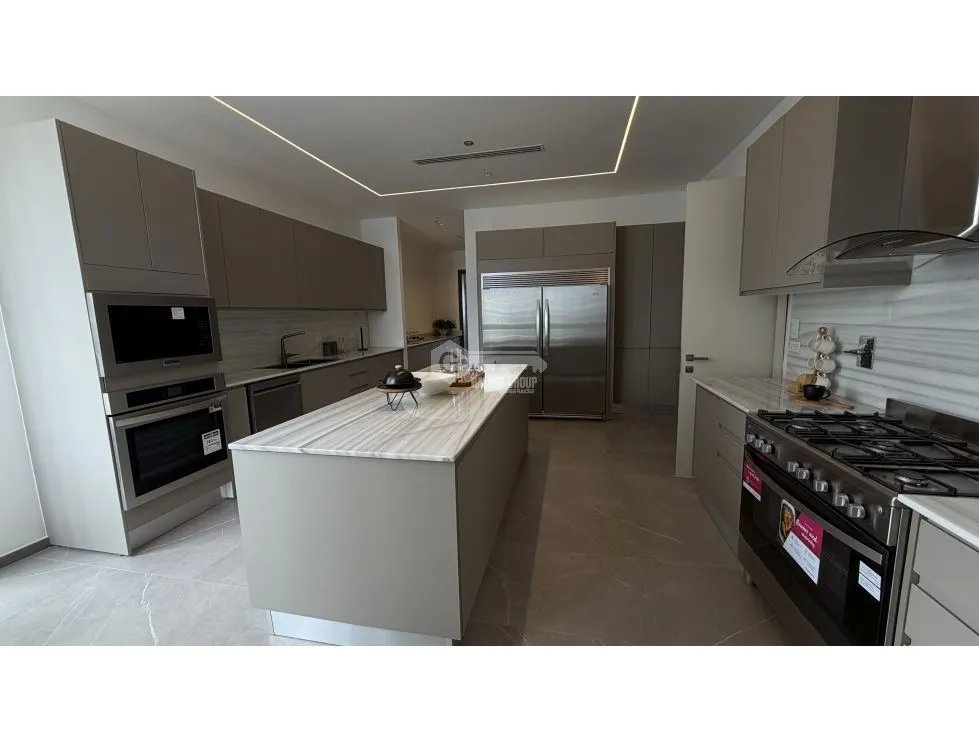 PUNTA PAITILLA / THE TOWERS / 395M / 4 HABITACIONES / AMOBALDO