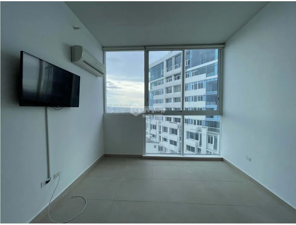 COSTA DEL ESTE / COUNTRY CLUB / 250M / 3 HABITACIONES / LINEA BLANCA