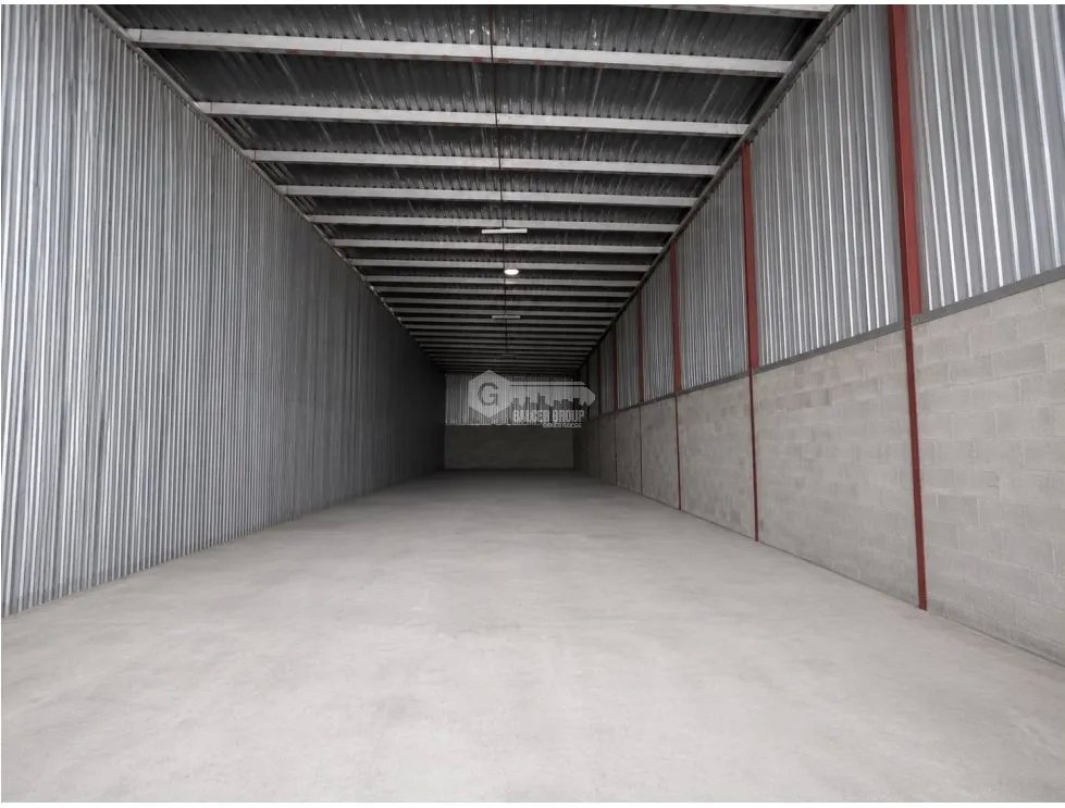 MAÑANITAS / PARQUE INDUSTRIAL / 350M / 1 BAÑO / GALERA COMERCIAL