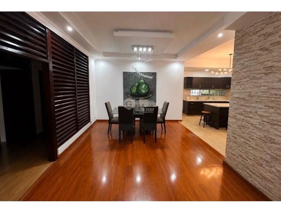 ANCON / ALBROOK / 742M / 4 HABITACIONES / 3 BAÑOS / PATIO / JARDIN