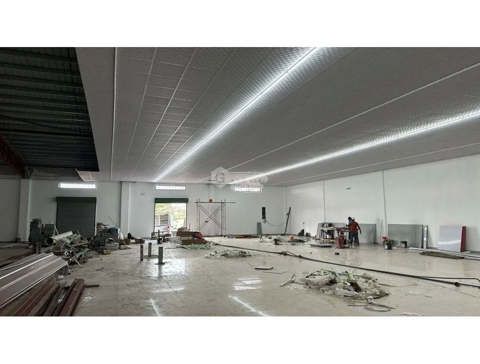 LOCAL / ALTO DE PRADERA / CHORRERA / 1000 M2 / IDEAL SUPER MARKET
