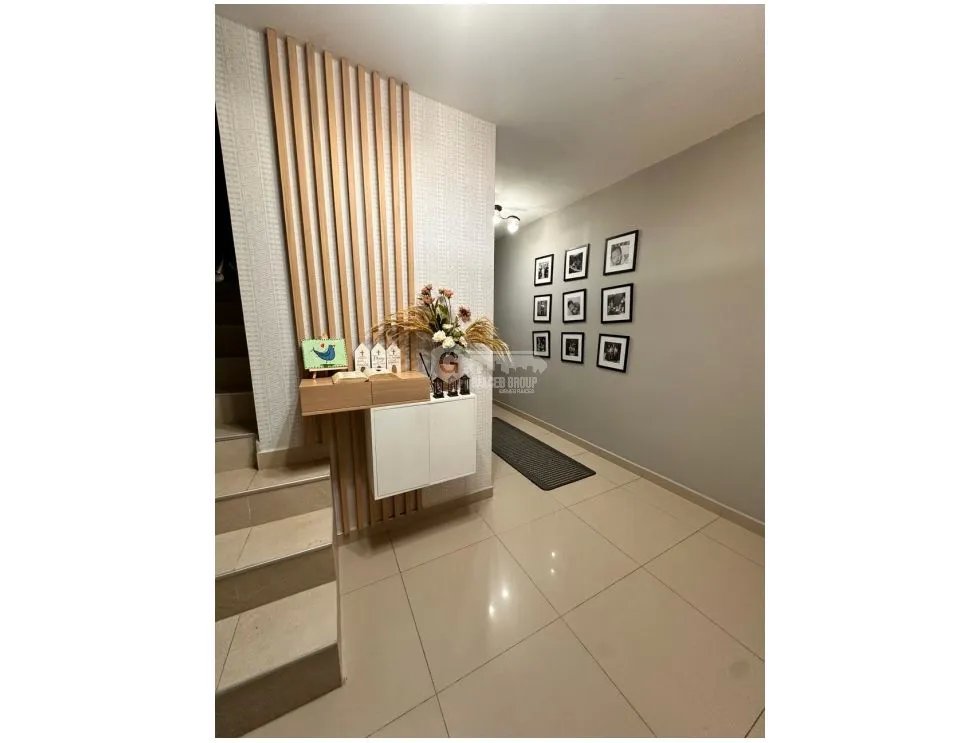 ALTOS DEL BOSQUE / EL DORAL / 4 HABITACIONES / 320m2 / AMPLIA TERRAZA