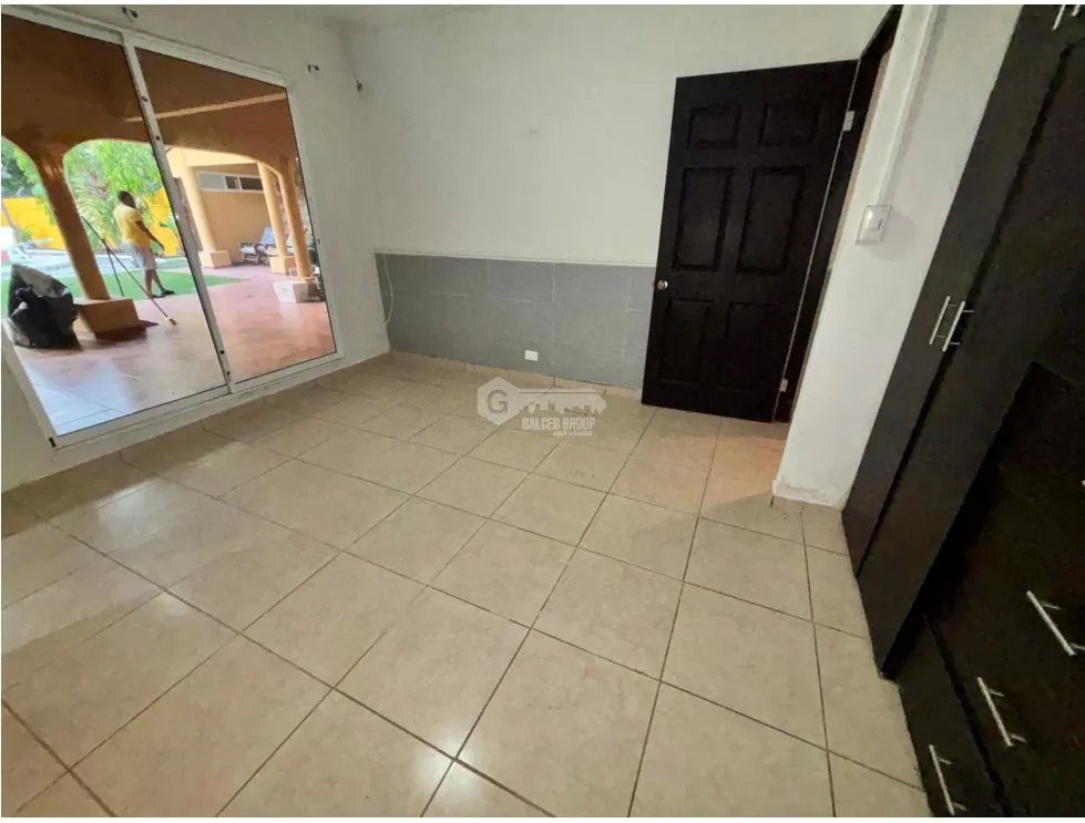 COLON / PUERTO PILON /  700M2 / 2 HABITACIONES / PISCINA